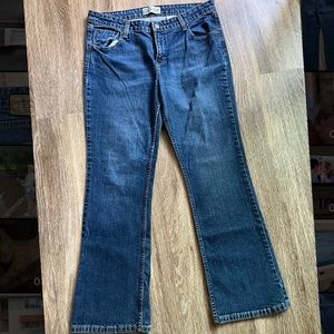 LEVIS SIGNATURE LOW RISE BOOT CUT MISSES/LADIES SIZE 14 MEDIUM WASH BLUE JEANS
